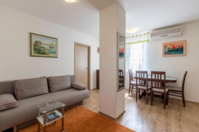 Apartment Neda - charming and comfy